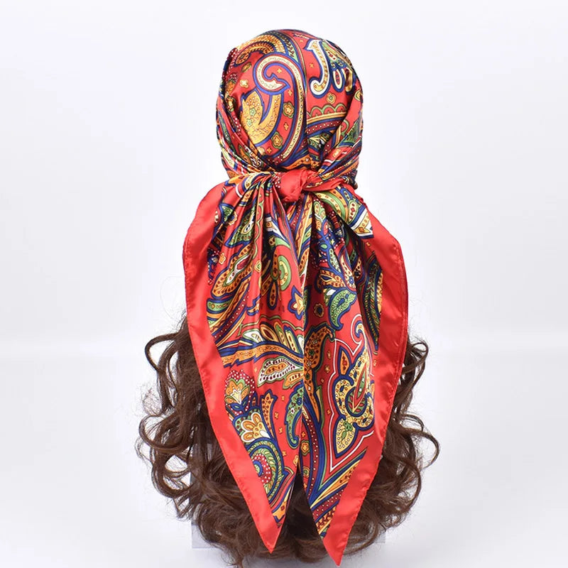 Il Foulard che Trasforma Qualsiasi Outfit in uno Stile.